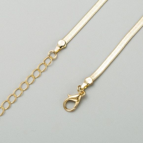 Golden Herringbone Chain - Picture 5 of 5